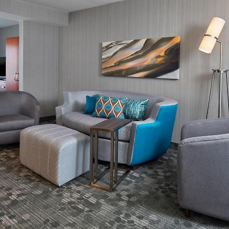 Courtyard By Marriott Albany Thruway Hotel Exterior photo